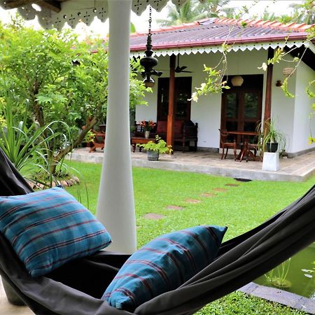 Bed and Breakfast Lilly House Unawatuna Exterior foto