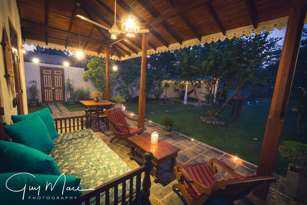Bed and Breakfast Lilly House Unawatuna Exterior foto