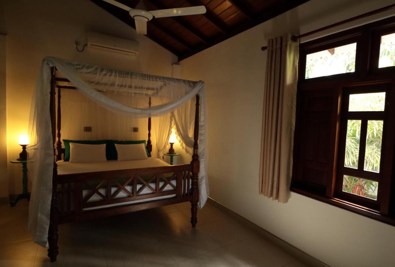 Bed and Breakfast Lilly House Unawatuna Exterior foto